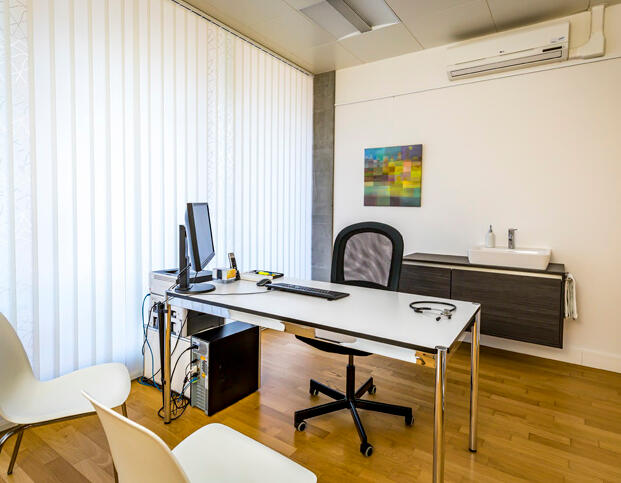 Sprechstundenzimmer Praxis MediLee
